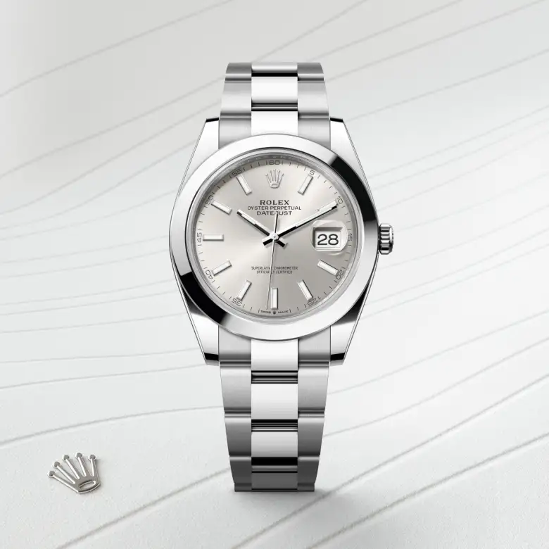 Rolex Datejust 41 in Oystersteel with a Silver dial, smooth bezel, and Oyster bracelet - AH Riise