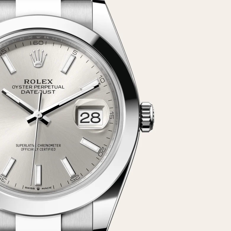 Rolex Datejust 41 in Oystersteel with a Silver dial, smooth bezel, and Oyster bracelet - AH Riise