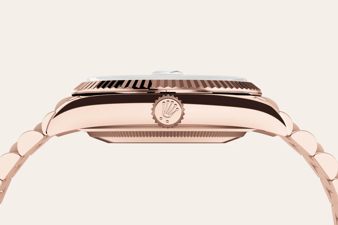 Rolex Day-Date 36 in Everose gold, Olive green dial, fluted bezel, and President bracelet, m128235-0089 - AH Riise Rolex Day-Date 36 in Everose gold, Olive green dial, fluted bezel, and President bracelet, m128235-0089 - AH Riise