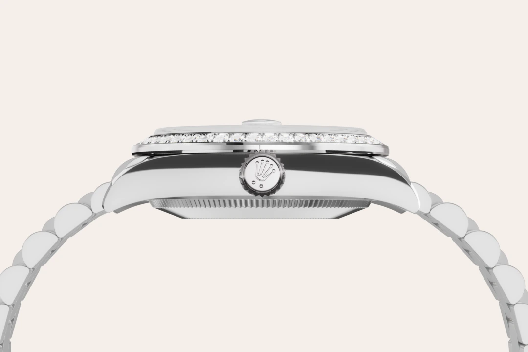 Rolex Datejust 31 in white gold and diamonds with a Mint green dial, bezel with diamonds, and President bracelet - AH Riise